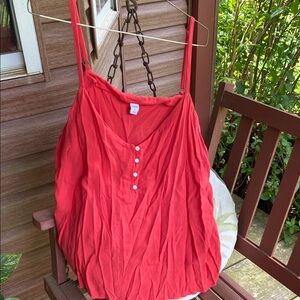 Red Sleeveless Top